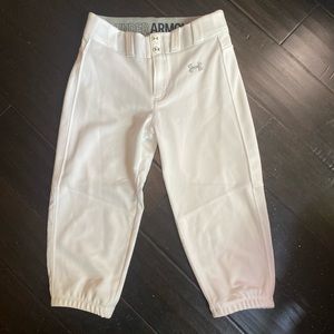Under Armour cropped white softball pants